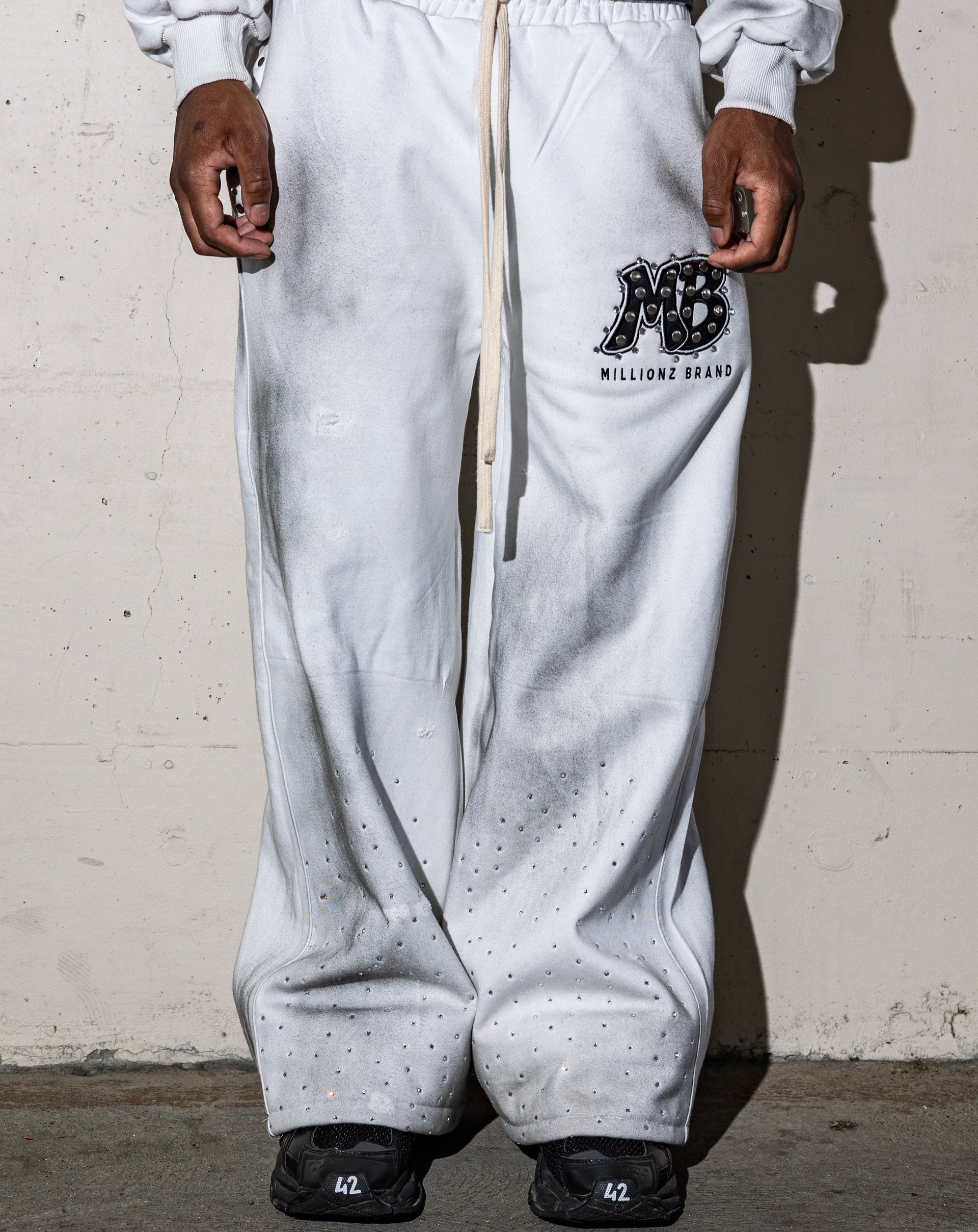 Dirt N Diamonds Sweats (White)